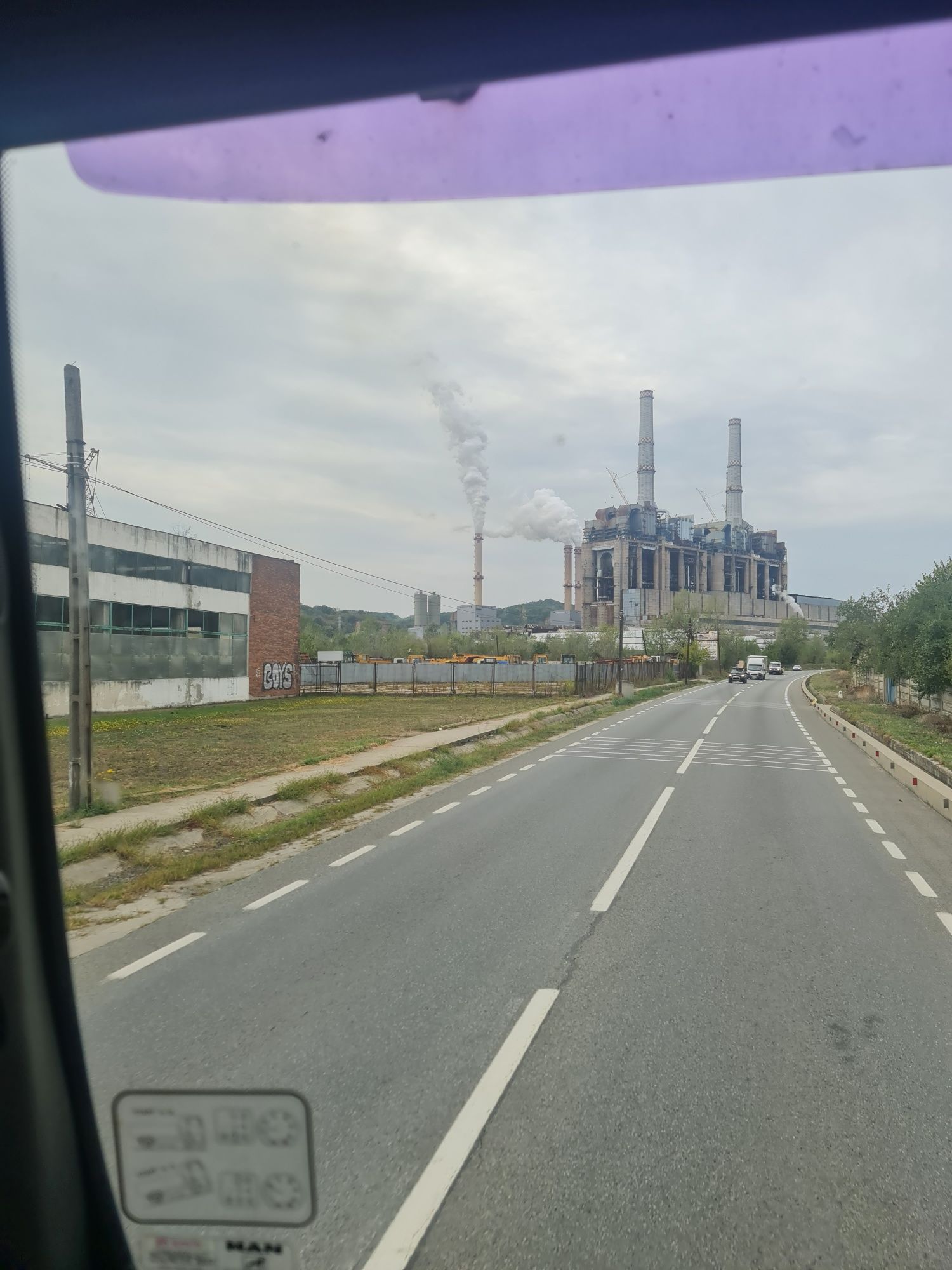 CARBUNE  250 lei tona.