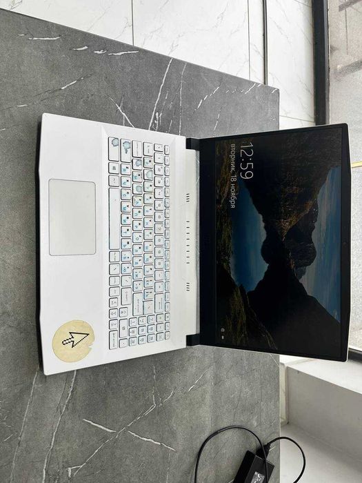 Игровой Ноутбук MSI Sword Core i7 11 Поколение. Видео карта RTX3050Ti