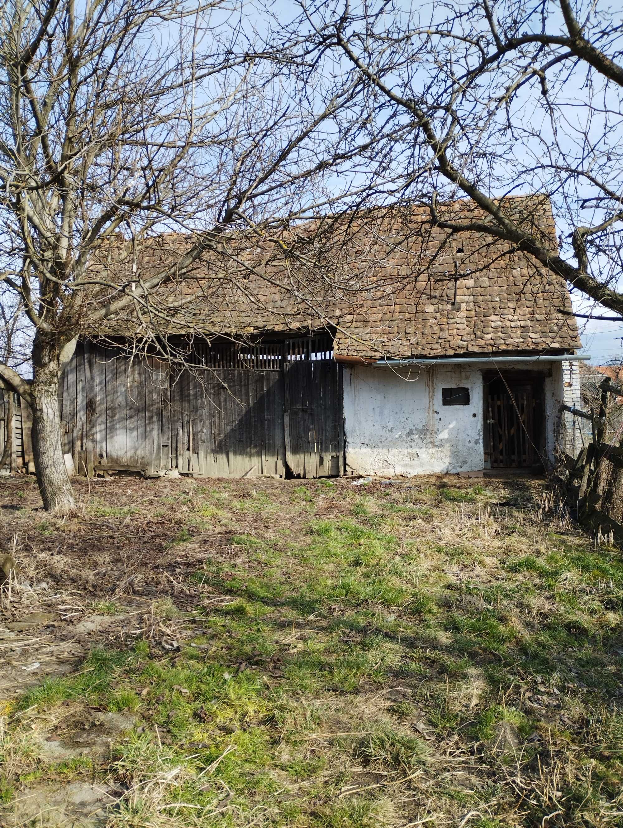 De vanzare casa cu teren Vanatori.Mures