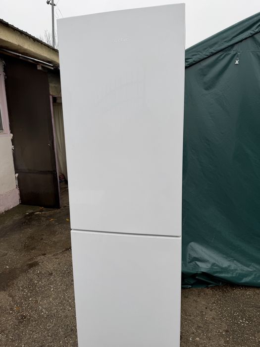 Vand combina frigirifica frigider