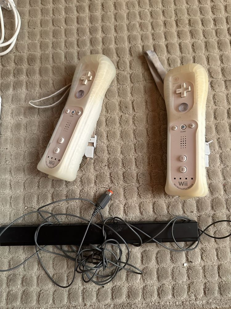 Nintendo wii modat cu 20 de jocuri