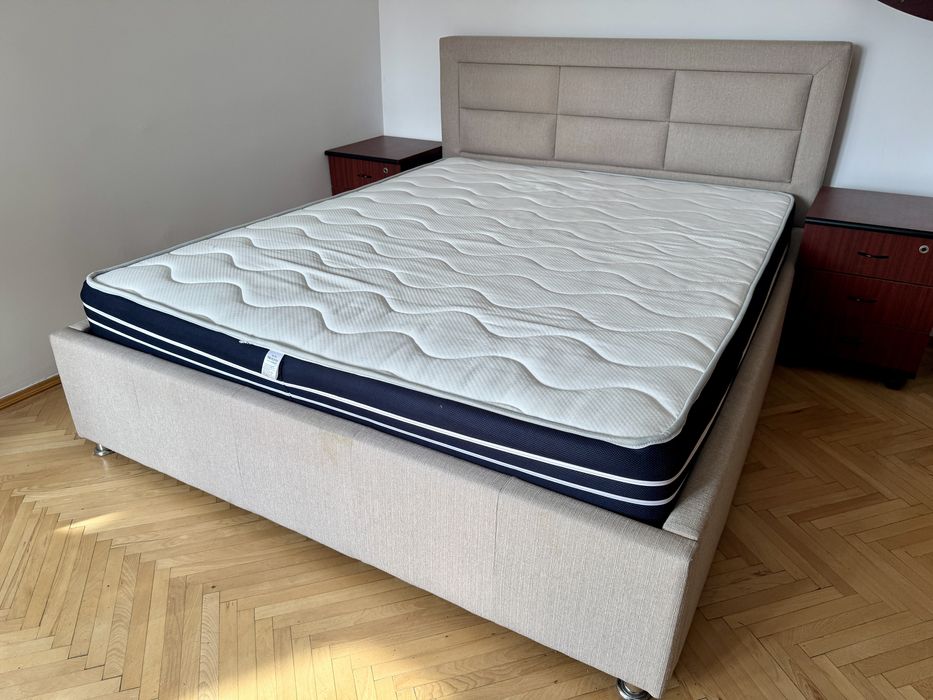 Pat tapitat (inclusiv somiera si tablia) + Saltea (spuma cu memorie)