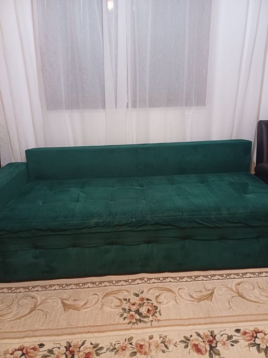 Vând canapea extensibila