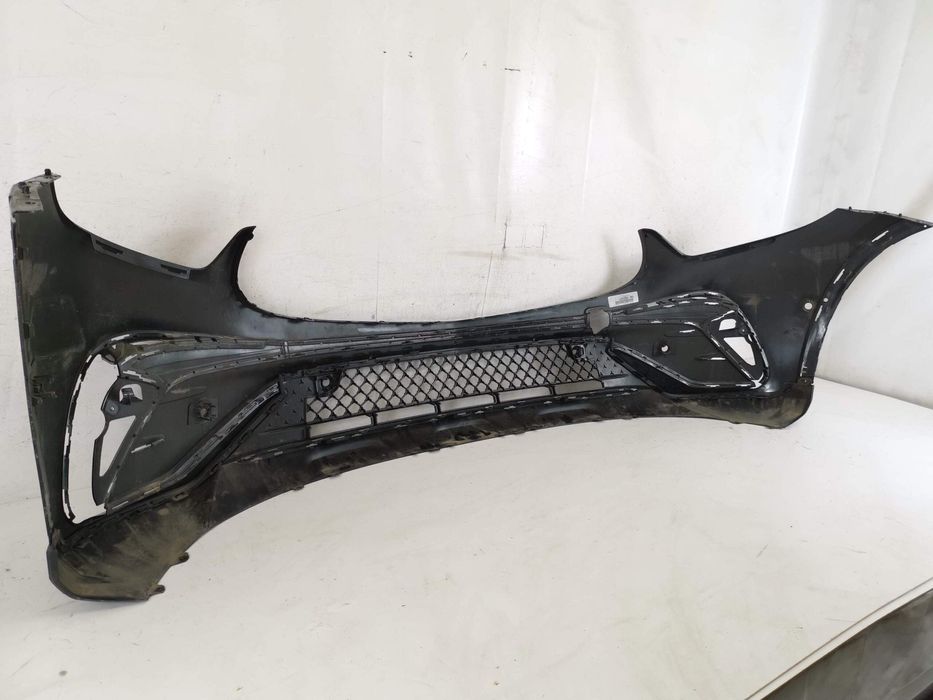 Предна броня Мерцедес-Бенц ГЛЦ / Mercedes-Benz GLC Оригинална, в добро