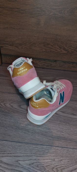 Adidaşi New Balance mărimea 36