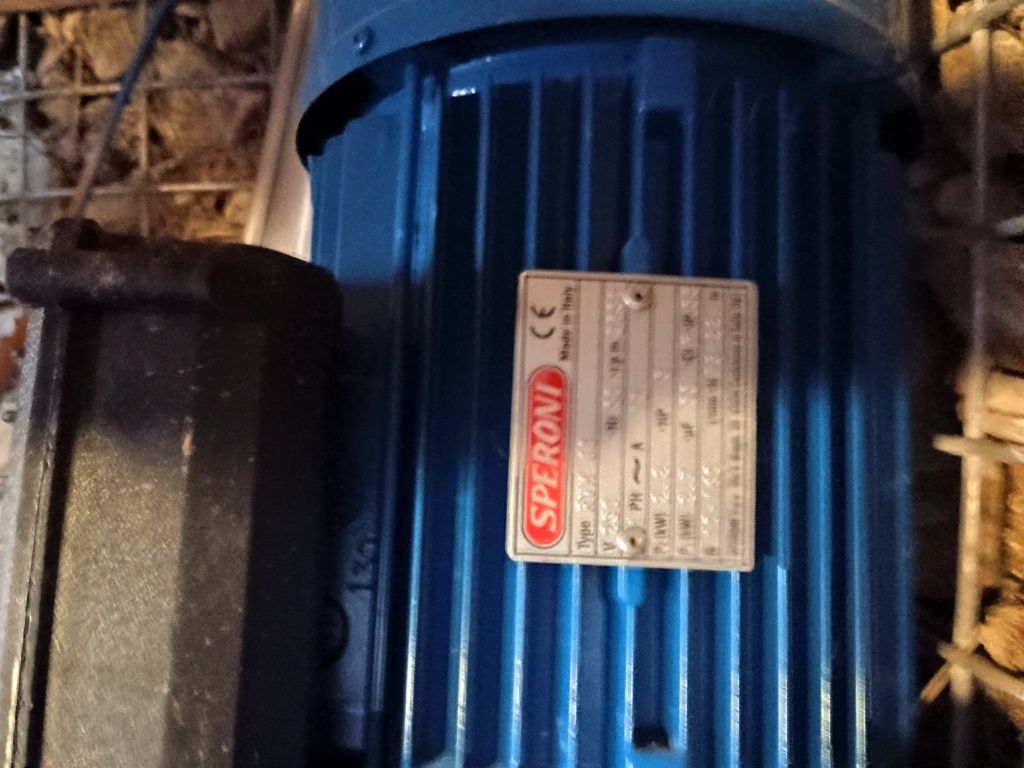 Мощна смукателна помпа Speroni RVH 60 + Brio 2000