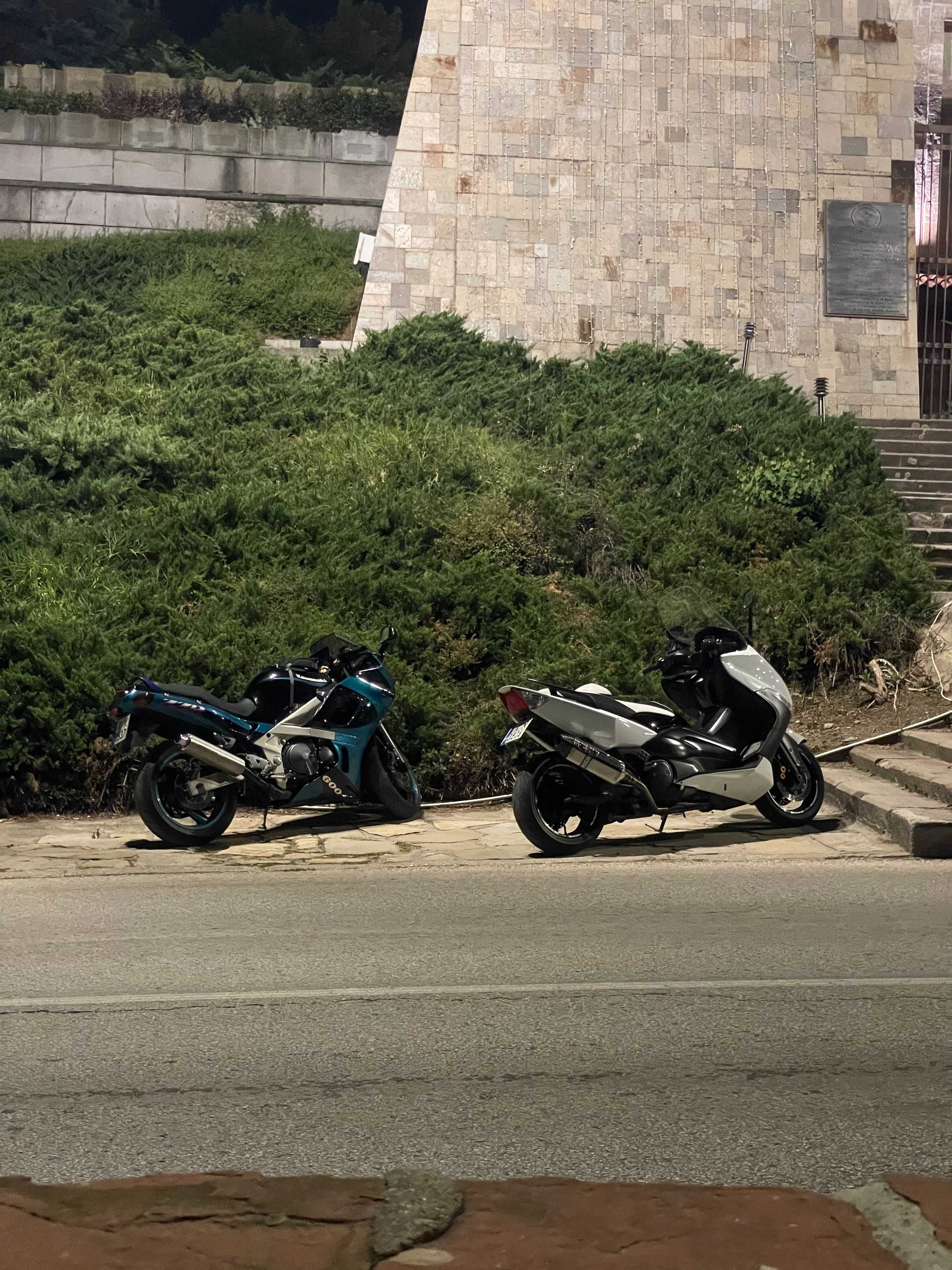 Kawasaki zzr 600