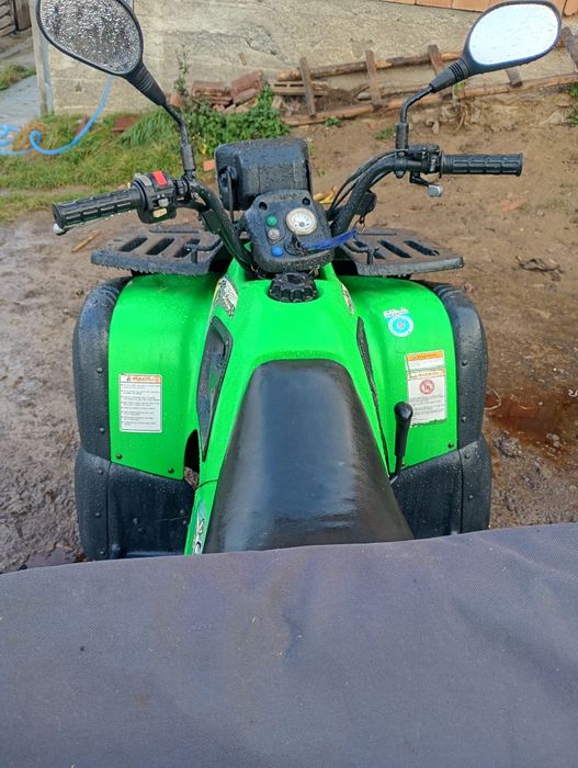 Vând ATV de 180cc foarte bun de funcționare recin a dus din Germania