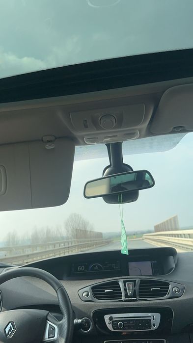 Renault Scenic 2012
