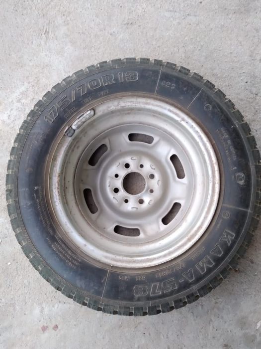 2 шины с дисками Kama R13/175/70