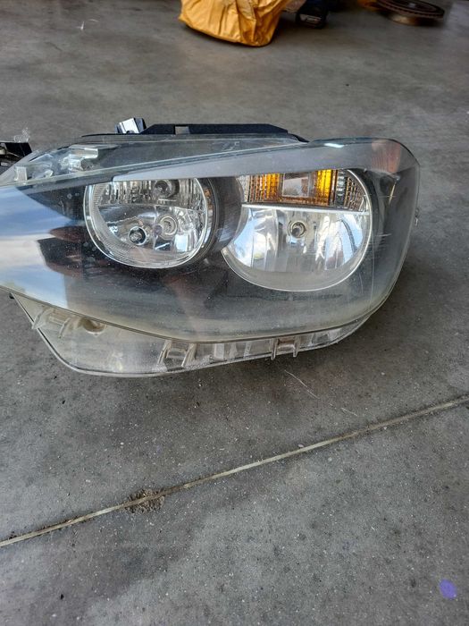 Far stanga bmw seria 1 F20 an 2012 cu halogen