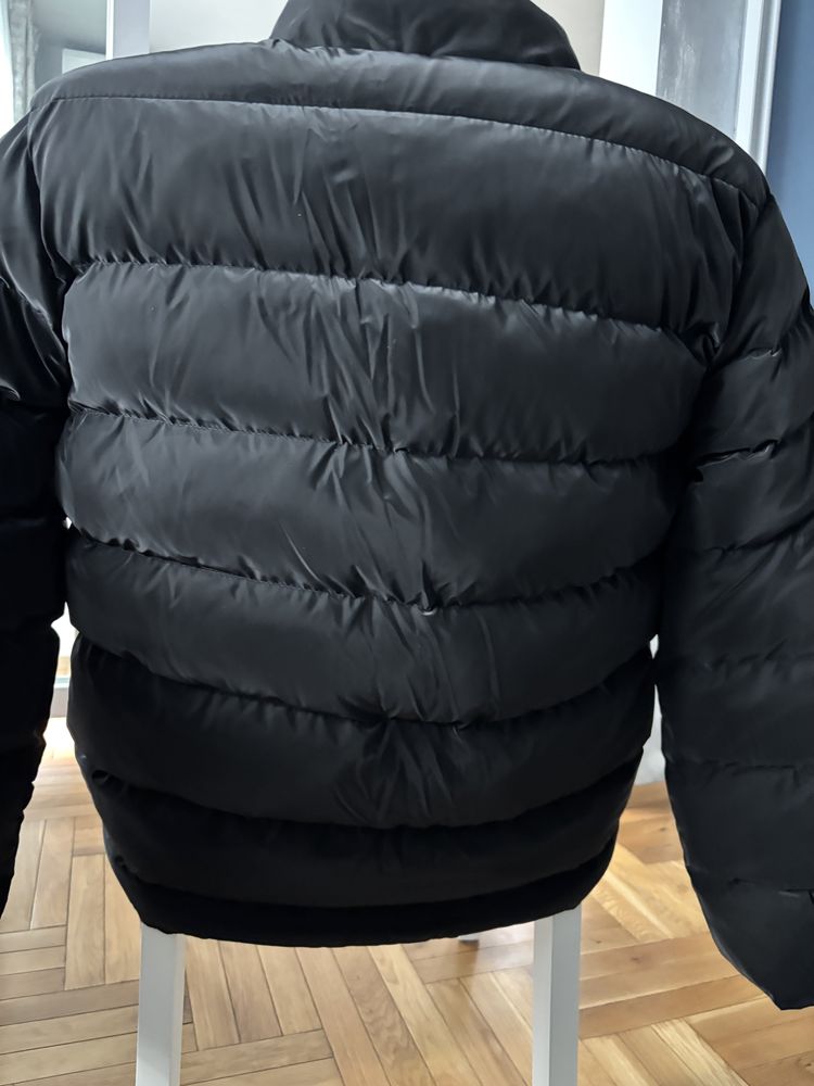 Зимно Яке Prada чисто ново