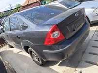 Dezmembram Ford Focus 2 1.6 16 v SHDA berlina