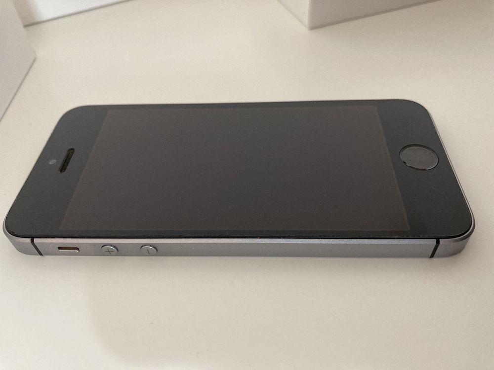 Vand Iphone SE 2016 , Space Gray 16GB