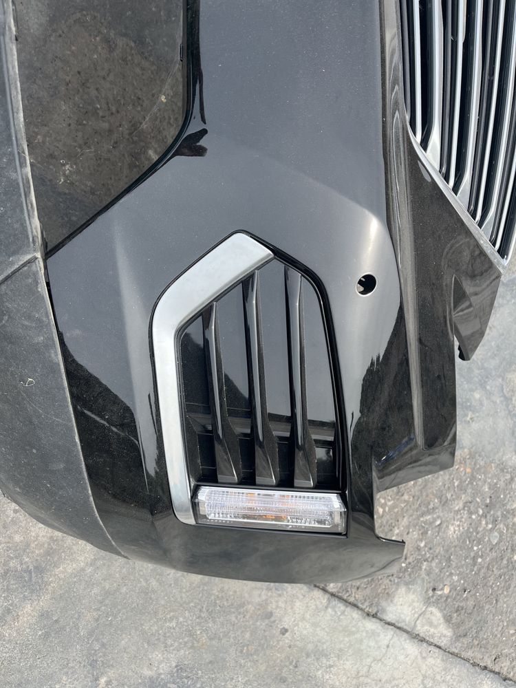 Предница за Cadillac XT5