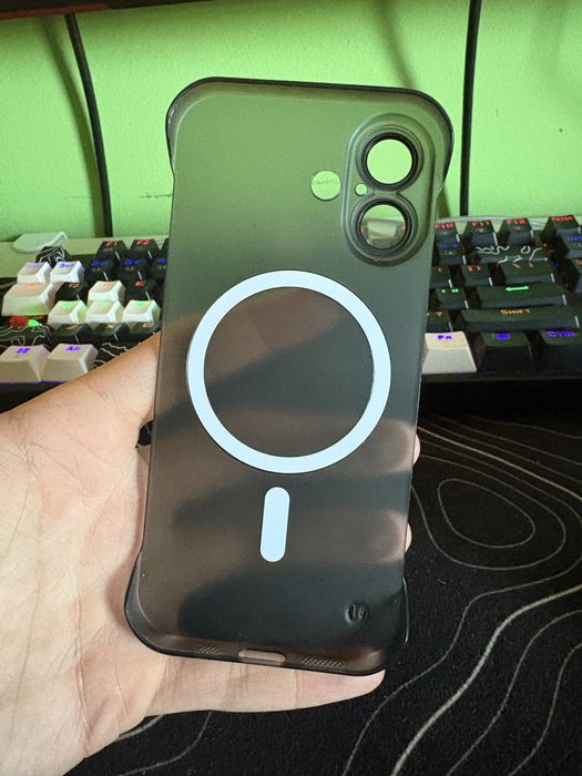 Калъф за iPhone 16