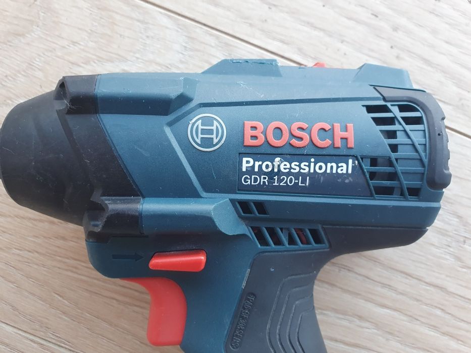 Bosch gdr 120 li  corp filetanta cu impact tangential bosch