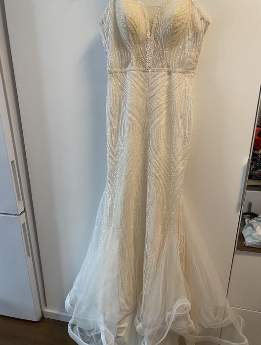 Vând rochie de mireasa, ivory