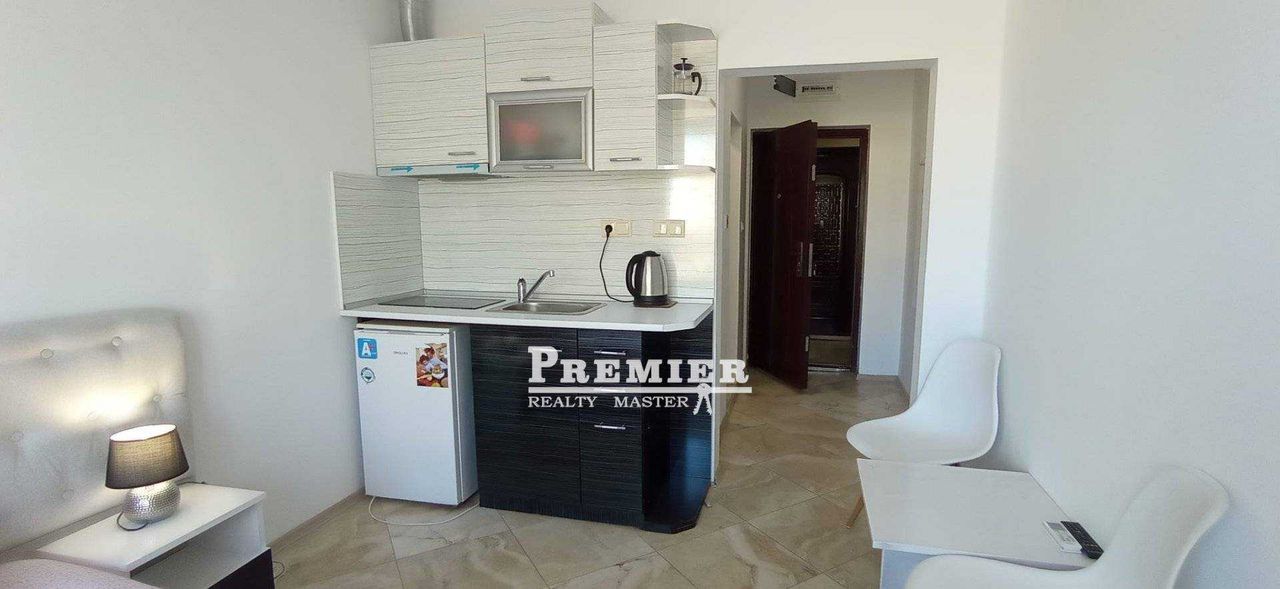 Продава се Едностаен апартамент в к.к. Слънчев бряг - 24 кв.м за 1625 €/кв.м - Снимка #4