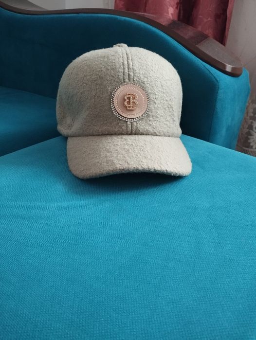 Кепка новая, утеплённая 5000тг