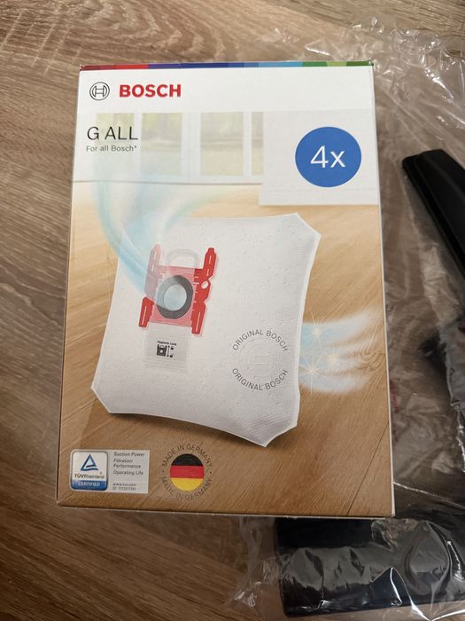 Прахосмукачка Bosch Series 4 BGLS4X210/11