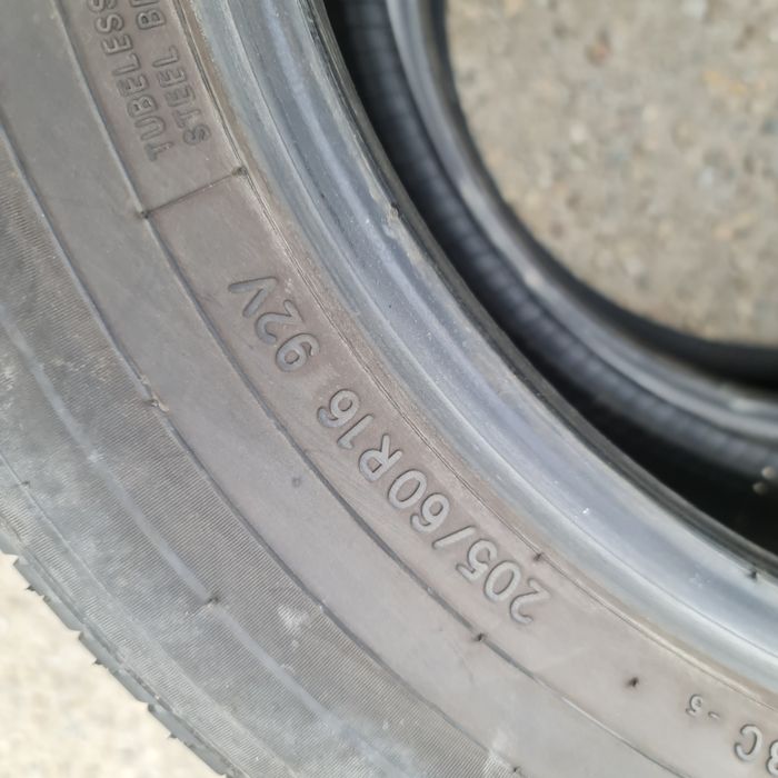 2x 205/60/16 TOYO 7MM Stare ca noi