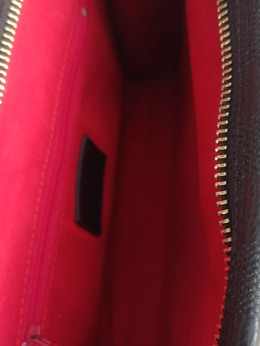 Нова чанта тип клъч Luis Vuitton