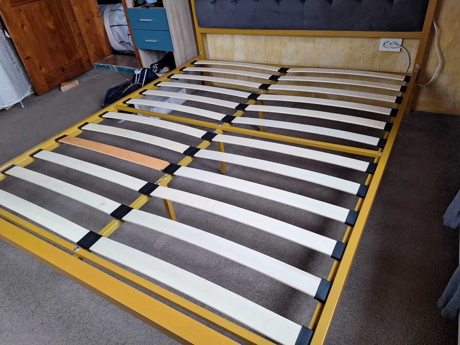 Легло 160*200 с матрак в подарок 250 лево