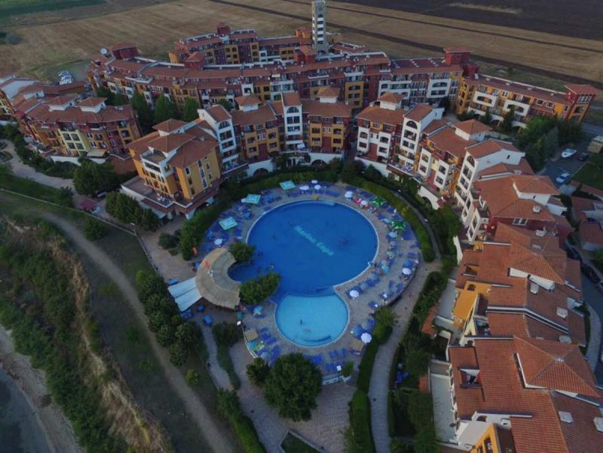 Продава се Едностаен апартамент в Ахелой - 41 кв.м за 1196 €/кв.м - Снимка #1