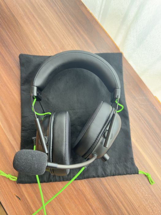 Vand urgent gaming casti Razer noi