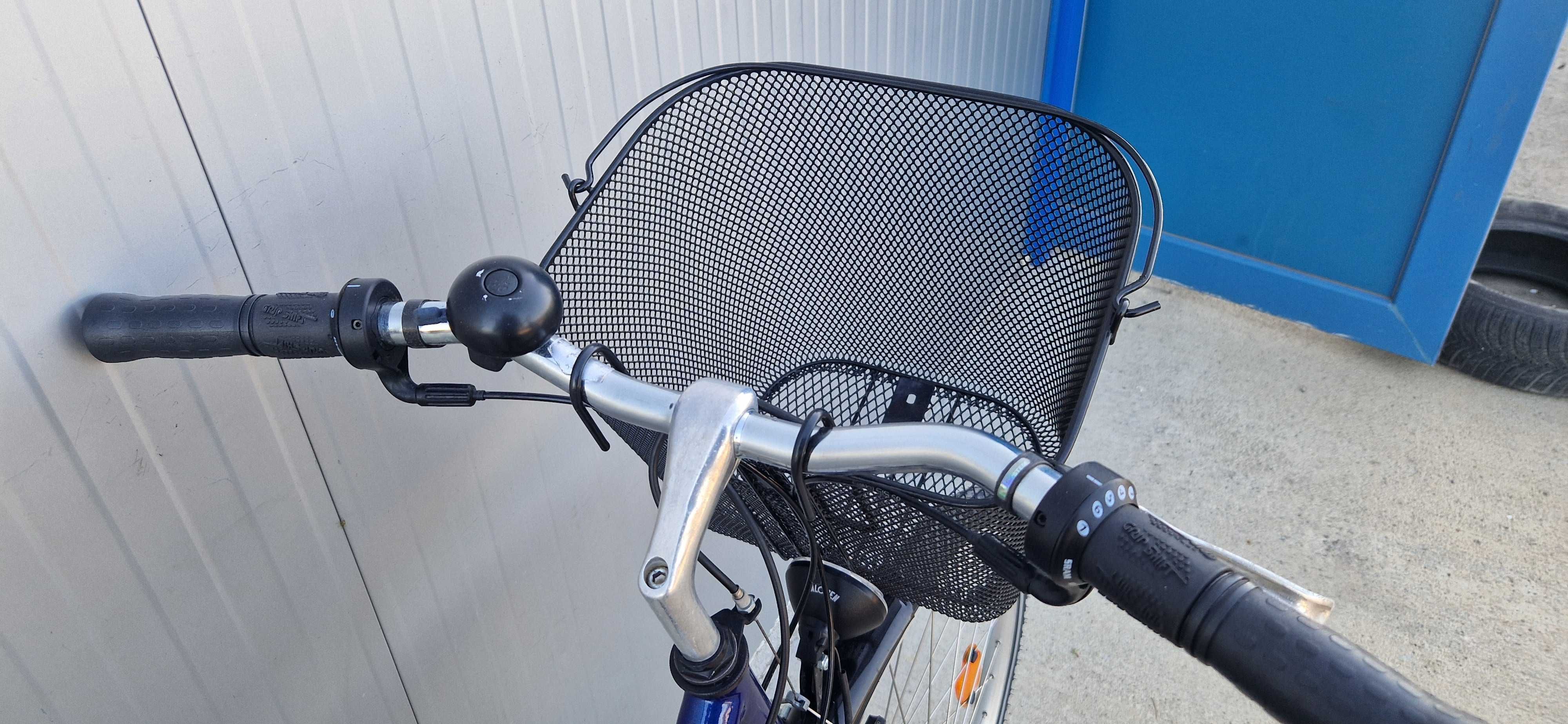 Дамски велосипед Pegasus колело с кошница 28"