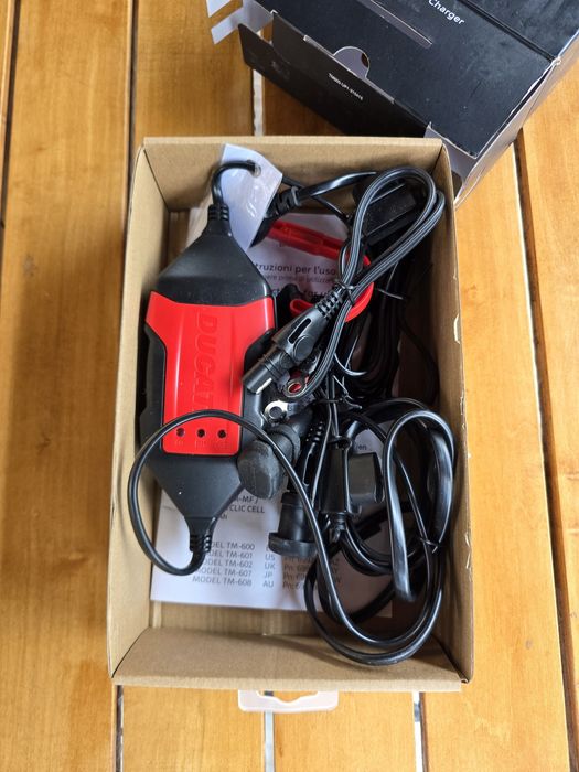 Ducati Redresor încărcător baterie moto