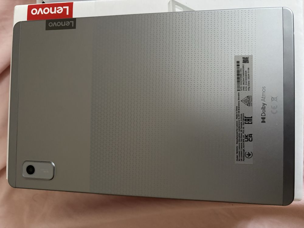Таблет Lenovo Tab M9
