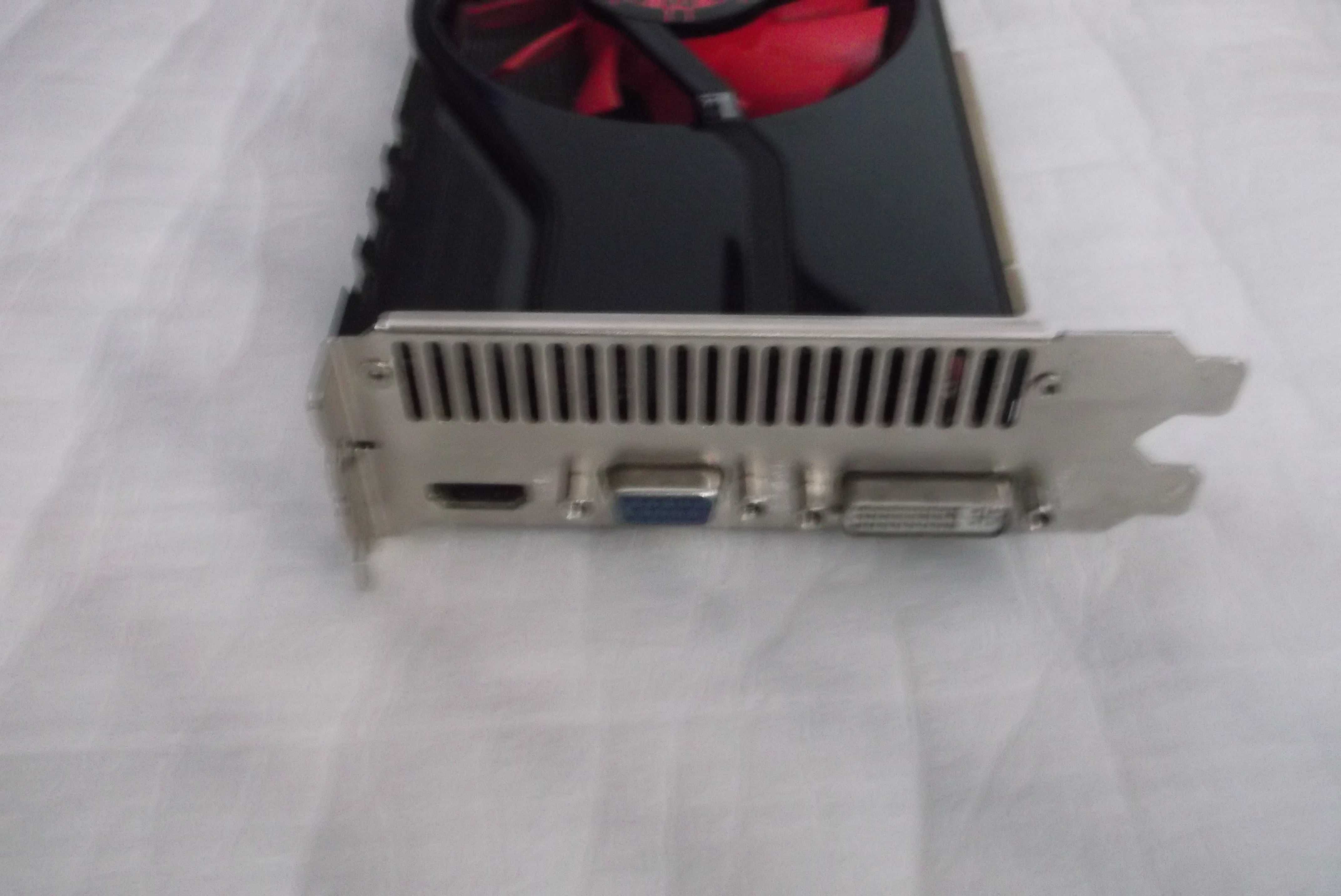 Placa video Nvidia GTX 460 1gb ddr5/256 bits DX11