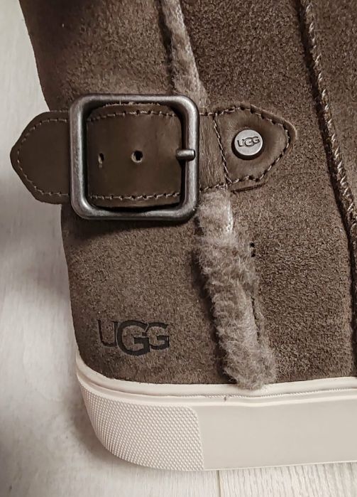 UGG cizme piele întoarsă