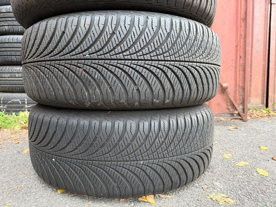 Roti Bmw x3 f25 225/60/17 5x120 Goodyear IARNA