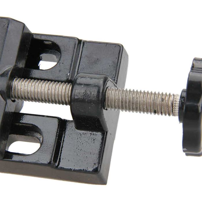 Sistem de fixare piese prin strangere. Nou!