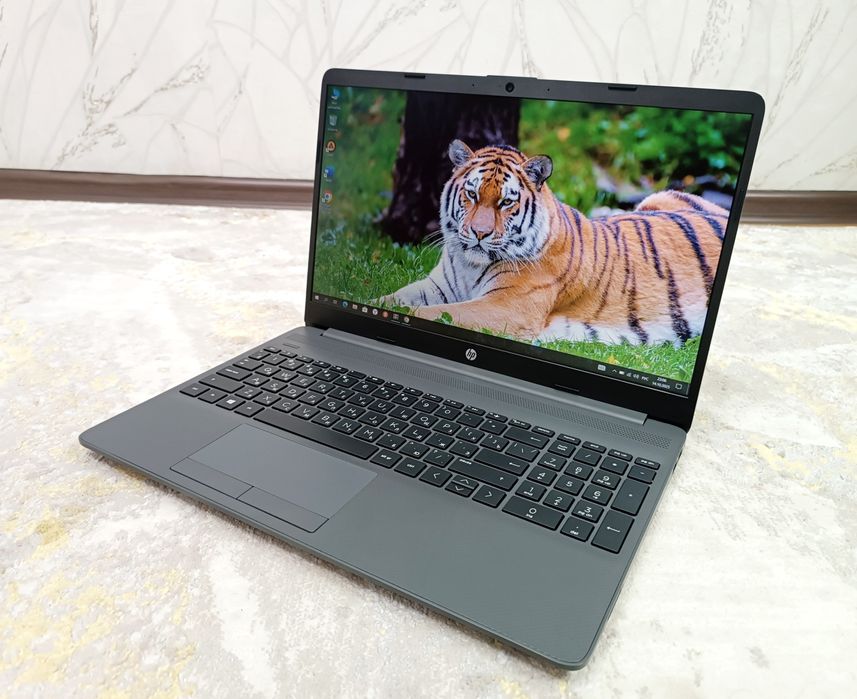 Ноутбук HP 2021 / Windows 10 Pro.