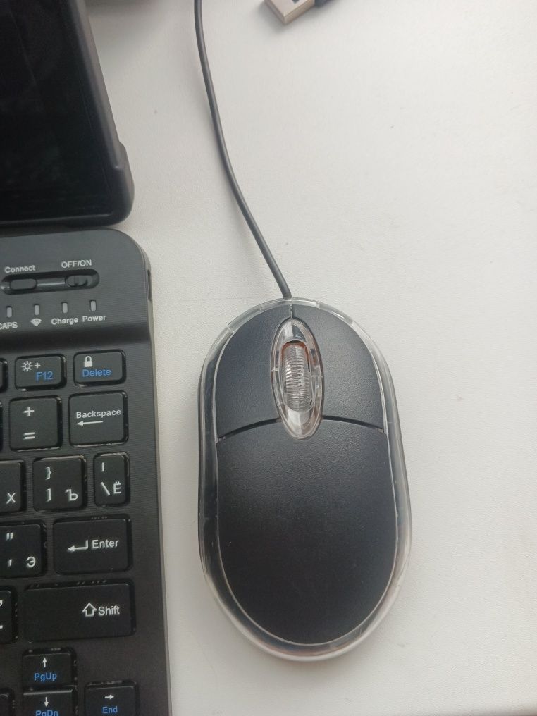 Продам новый планшет