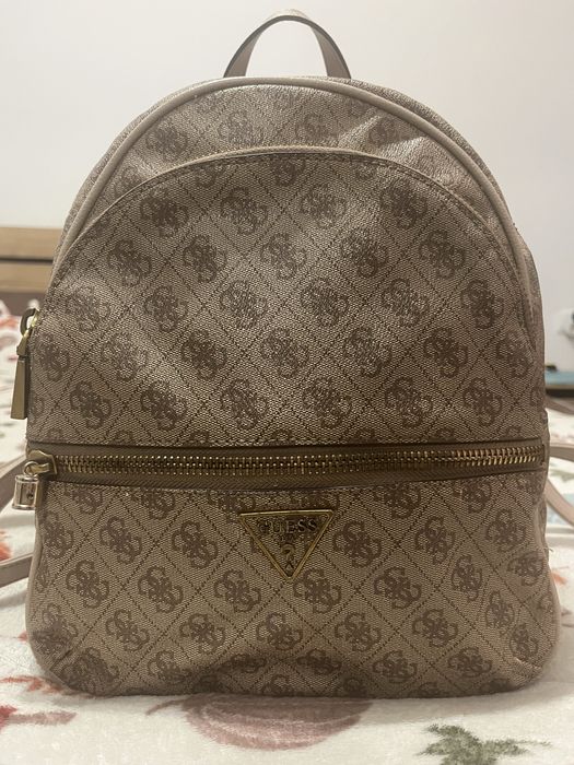 Оригинална раница Guess Manhattan II HWSG71 18330