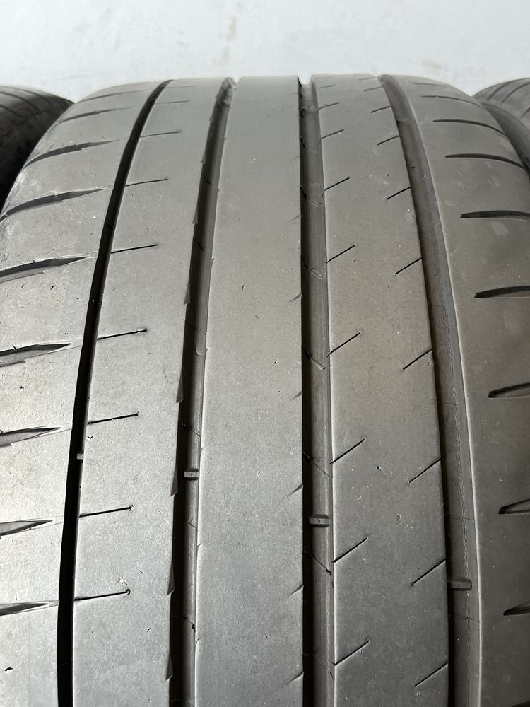 Гуми 275/35/20 и 245/40/20 MICHELIN Pilot Sport 4S Спорт Пакет