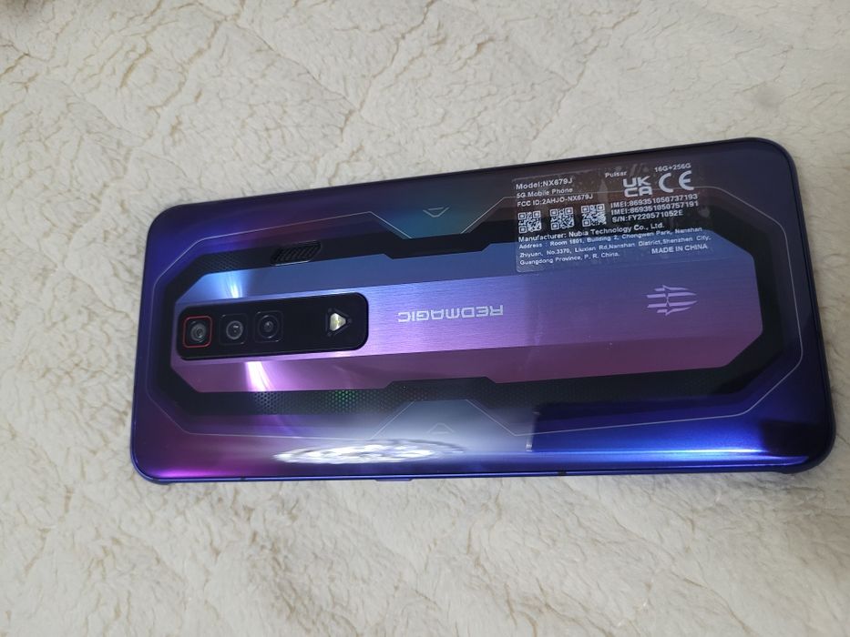 RedmagicZTE Nubia Red Magic 7
ZTE Nubia Red Magic 7
Дисплей: 6.8" AMOL