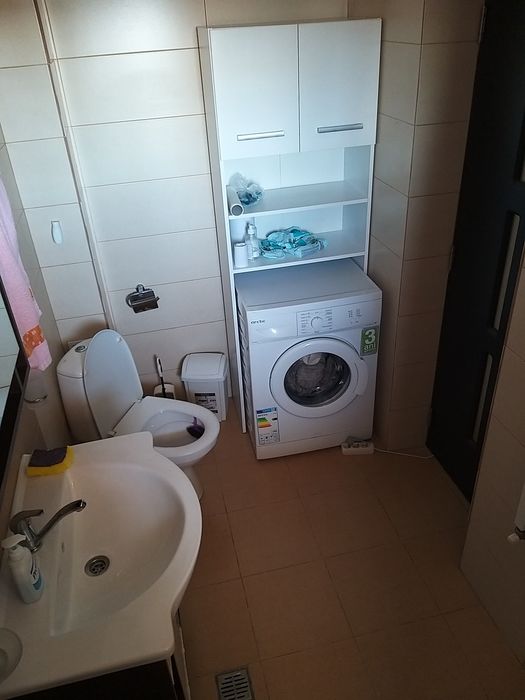 Pers Fizica:Inchiriez apartament cu 2 camere.Bloc nou Popas Pacurari