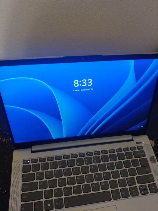 Vând Laptop Lenovo ideaPad 5, i7, 16 GB RAM