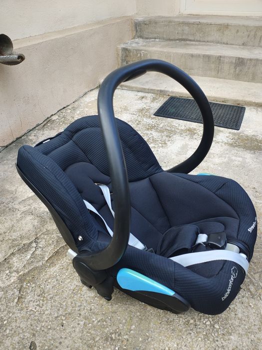 Scoica auto bebe confort. Bonus leagan.