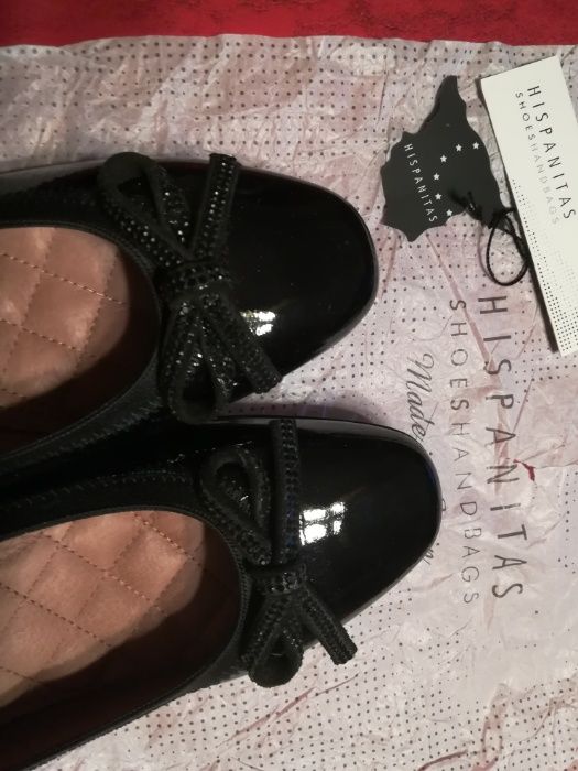 Pantofi Hispanitas 37, Noi, piele lac neagra cu fundita. Cutie origina