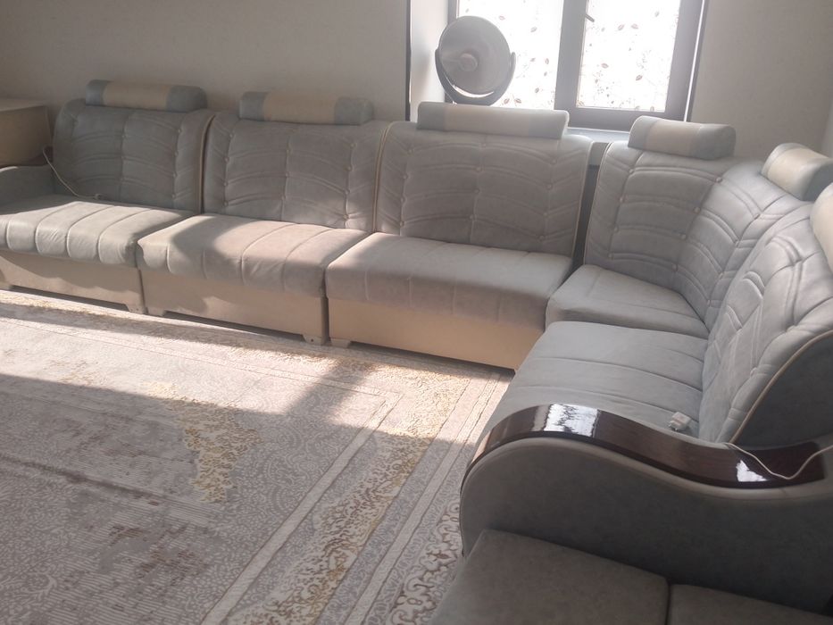 Продается уголок