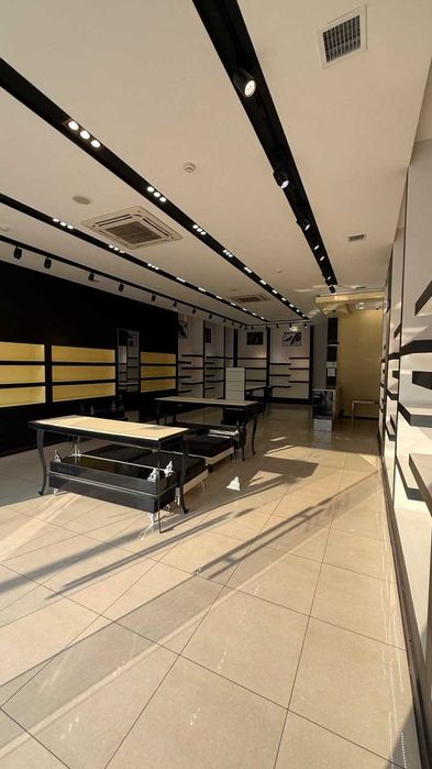 СРОЧНО АРЕНДА коммерческого помещения ЖК Novza (Golden House) 233 м2