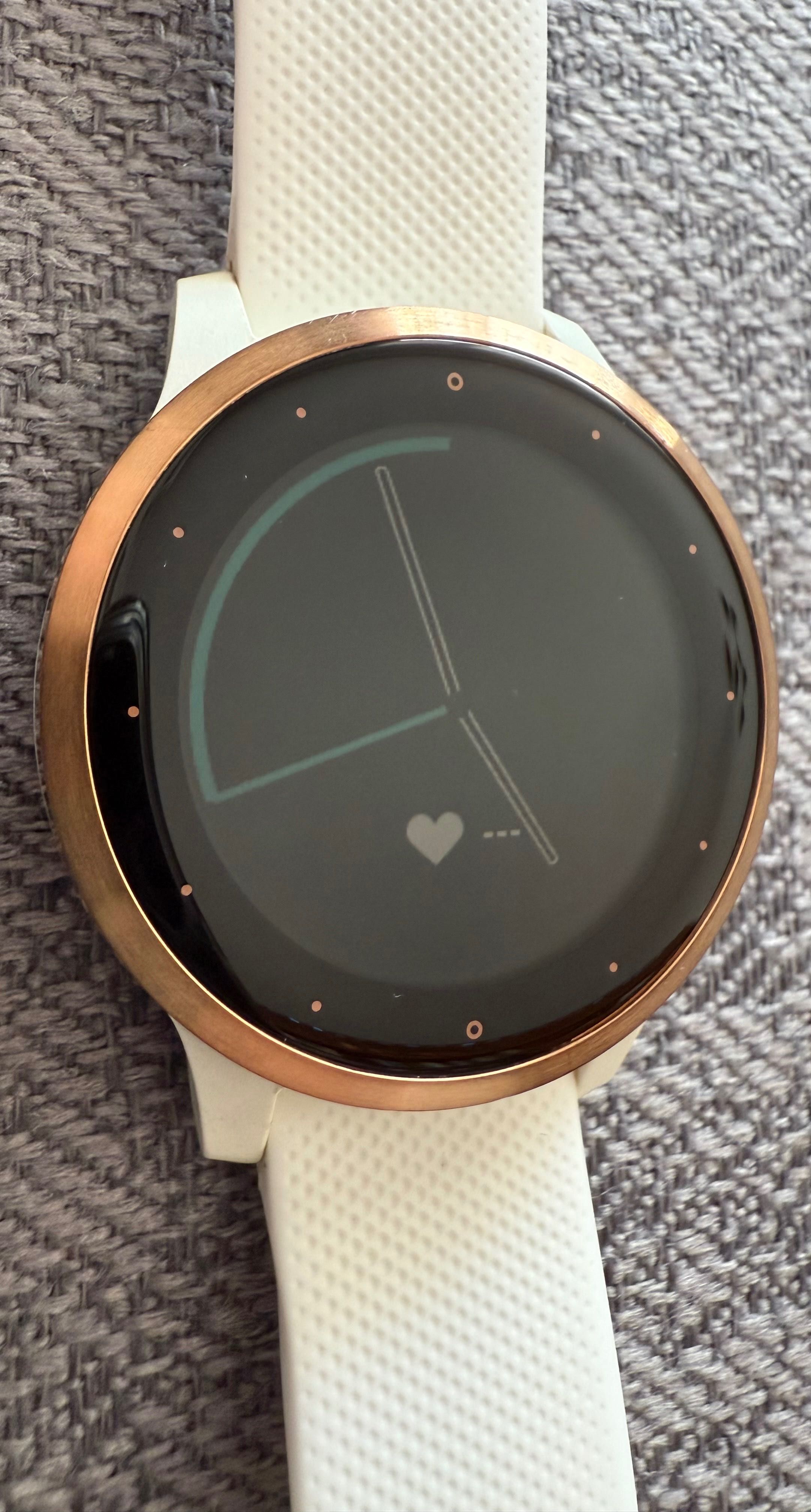 Продавам Гармин Vivoactive4S