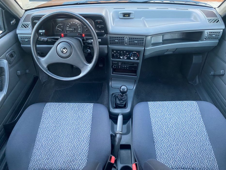 Daewoo Cielo Hatchback KOREA - UNICAT